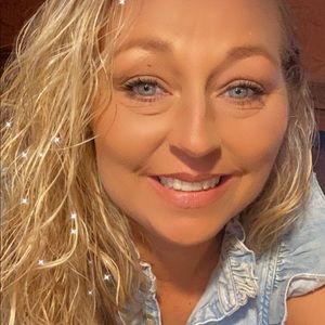 Meet your Posher, Melanie